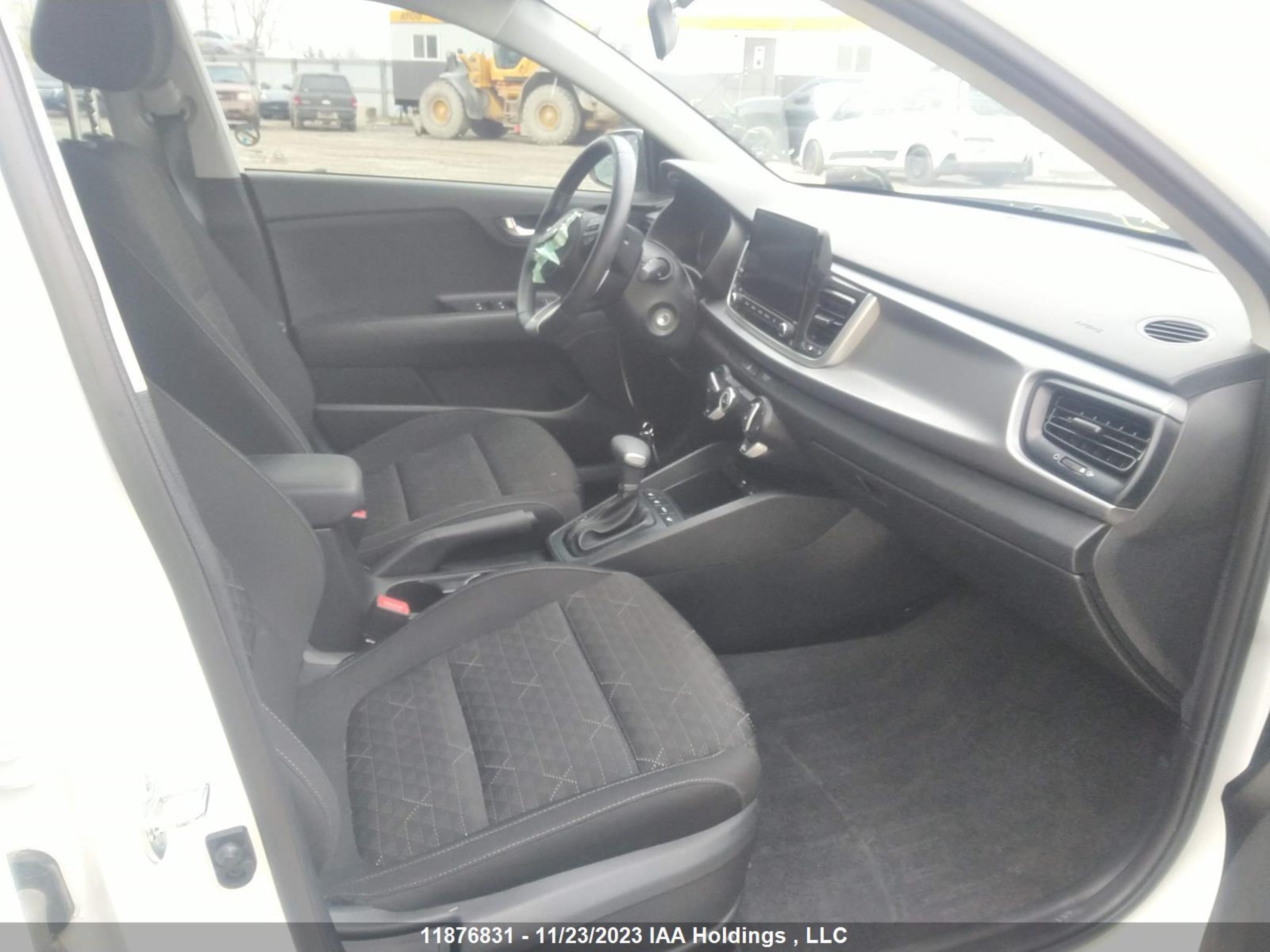 Photo 4 VIN: 3KPA25AD8PE529324 - KIA RIO 