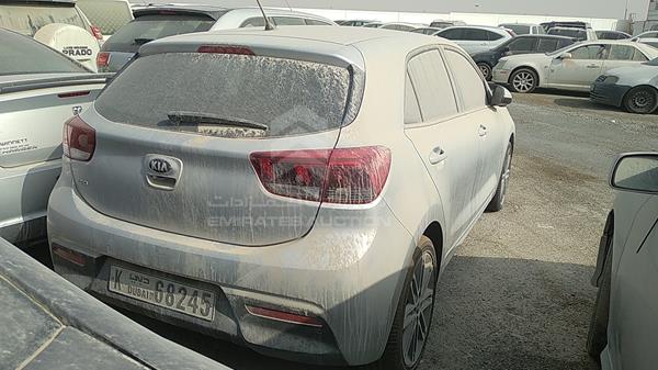 Photo 6 VIN: 3KPA351C0KF136883 - KIA RIO 