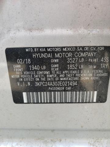 Photo 9 VIN: 3KPC24A30JE021494 - HYUNDAI ACCENT SE 