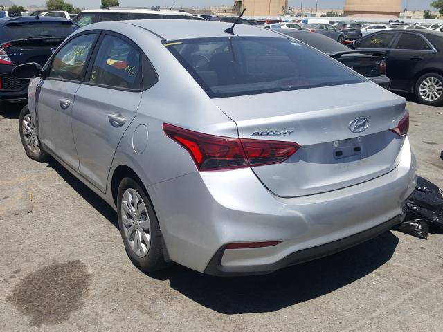 Photo 2 VIN: 3KPC24A30JE034939 - HYUNDAI ACCENT SE 