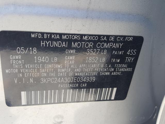 Photo 9 VIN: 3KPC24A30JE034939 - HYUNDAI ACCENT SE 