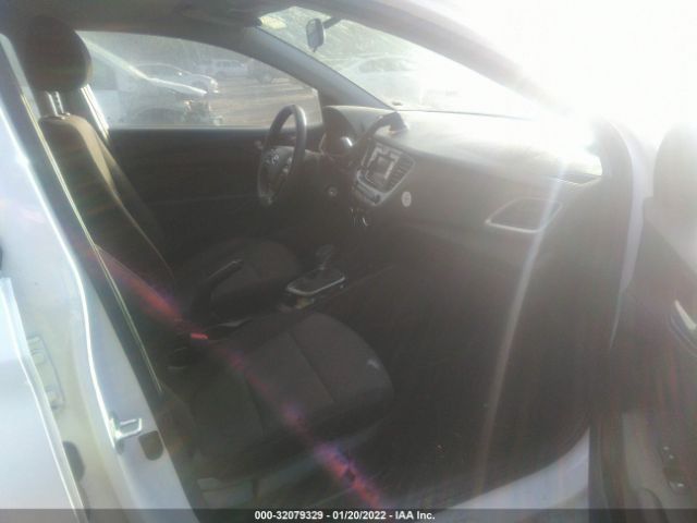 Photo 4 VIN: 3KPC24A30KE068607 - HYUNDAI ACCENT 