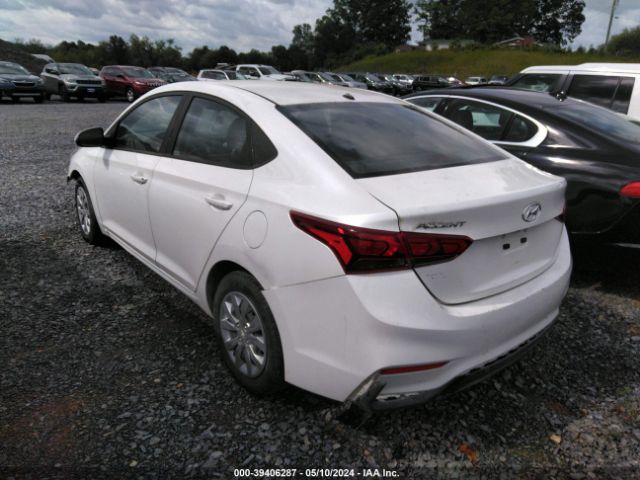 Photo 2 VIN: 3KPC24A30KE068610 - HYUNDAI ACCENT 