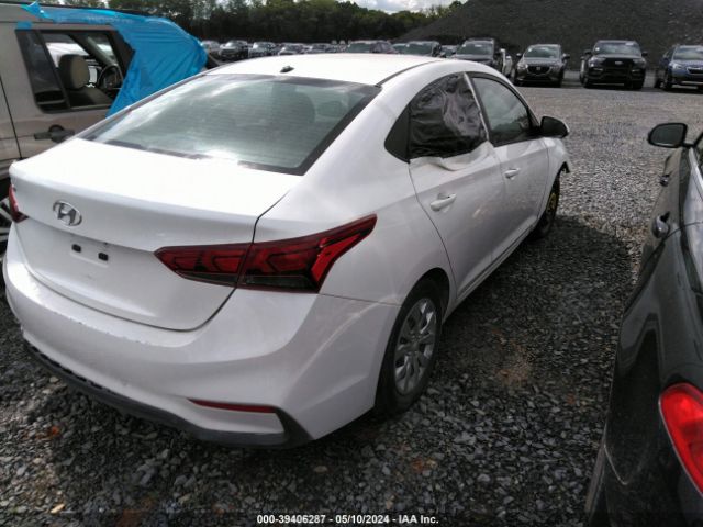 Photo 3 VIN: 3KPC24A30KE068610 - HYUNDAI ACCENT 