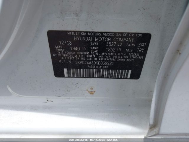 Photo 8 VIN: 3KPC24A30KE069921 - HYUNDAI ACCENT 