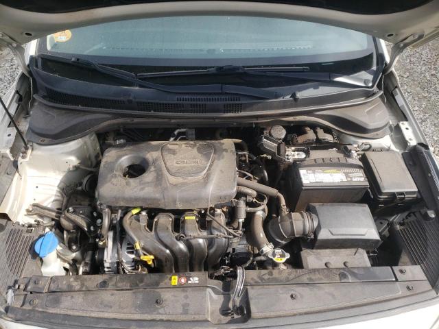 Photo 10 VIN: 3KPC24A30KE070230 - HYUNDAI ACCENT SE 