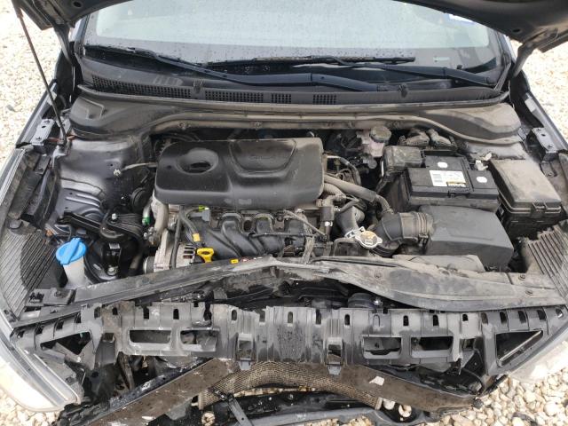 Photo 10 VIN: 3KPC24A30KE076612 - HYUNDAI ACCENT SE 