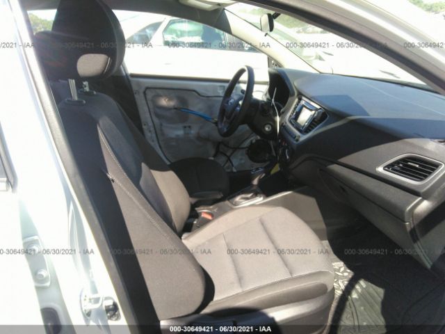 Photo 4 VIN: 3KPC24A30KE076903 - HYUNDAI ACCENT 