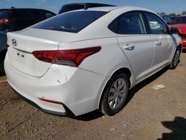 Photo 3 VIN: 3KPC24A31JE010049 - HYUNDAI ACCENT SE 