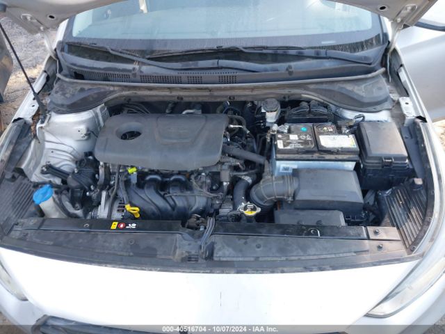 Photo 9 VIN: 3KPC24A31JE010309 - HYUNDAI ACCENT 