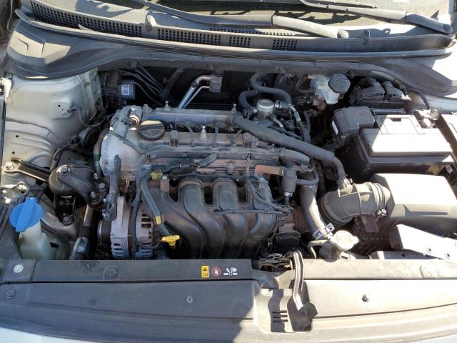 Photo 10 VIN: 3KPC24A31JE017468 - HYUNDAI ACCENT SE 