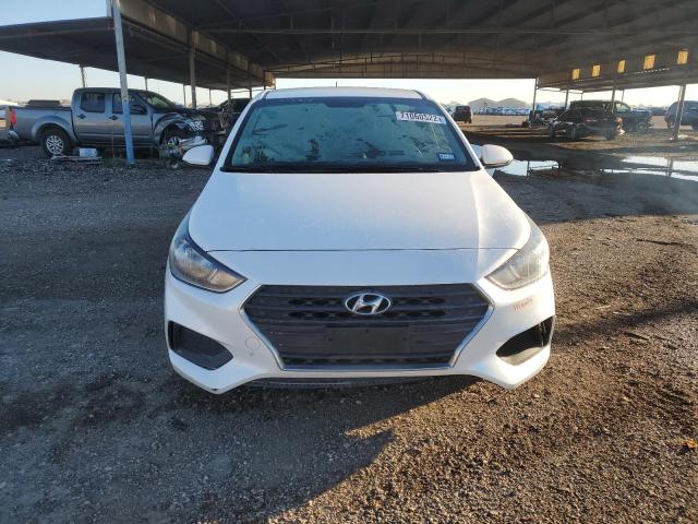 Photo 4 VIN: 3KPC24A31JE020452 - HYUNDAI ACCENT SE 