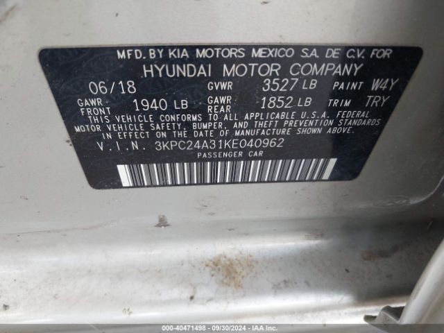 Photo 8 VIN: 3KPC24A31KE040962 - HYUNDAI ACCENT 