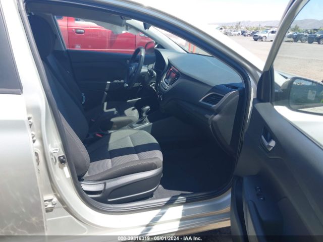 Photo 4 VIN: 3KPC24A31KE061908 - HYUNDAI ACCENT 