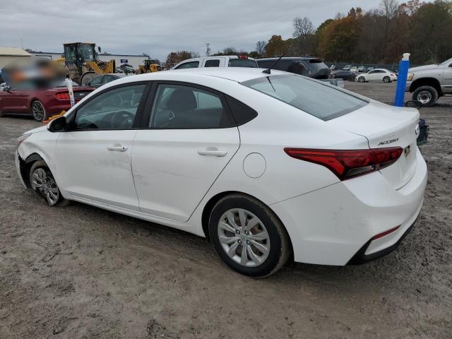 Photo 1 VIN: 3KPC24A32JE010092 - HYUNDAI ACCENT SE 