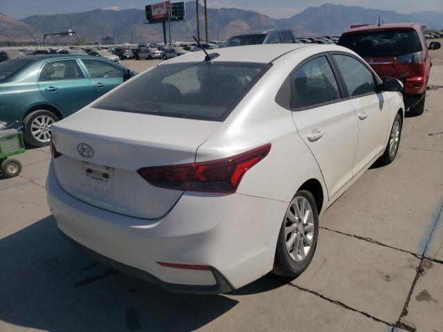 Photo 3 VIN: 3KPC24A32JE011632 - HYUNDAI ACCENT SE 