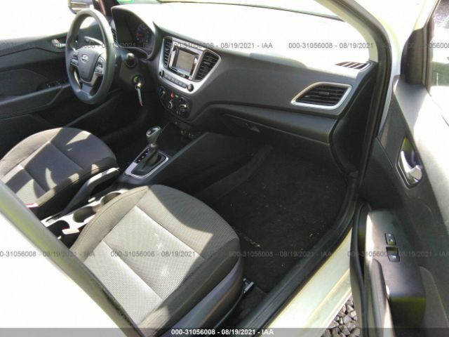 Photo 4 VIN: 3KPC24A32JE011713 - HYUNDAI ACCENT 