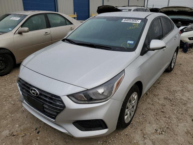 Photo 1 VIN: 3KPC24A32JE018211 - HYUNDAI ACCENT SE 