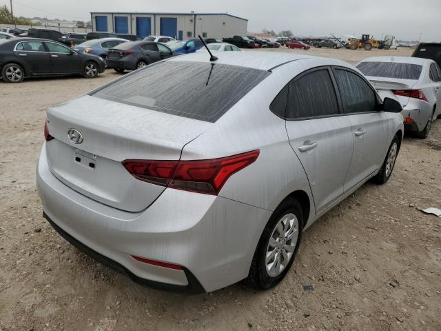 Photo 3 VIN: 3KPC24A32JE018211 - HYUNDAI ACCENT SE 