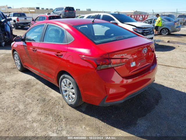 Photo 2 VIN: 3KPC24A32JE026101 - HYUNDAI ACCENT 