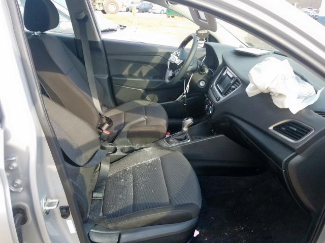 Photo 4 VIN: 3KPC24A32KE042266 - HYUNDAI ACCENT SE 