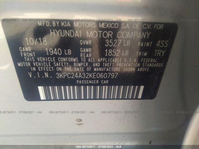 Photo 8 VIN: 3KPC24A32KE060797 - HYUNDAI ACCENT 