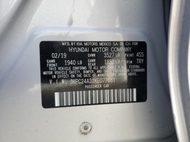 Photo 11 VIN: 3KPC24A32KE077681 - HYUNDAI ACCENT 