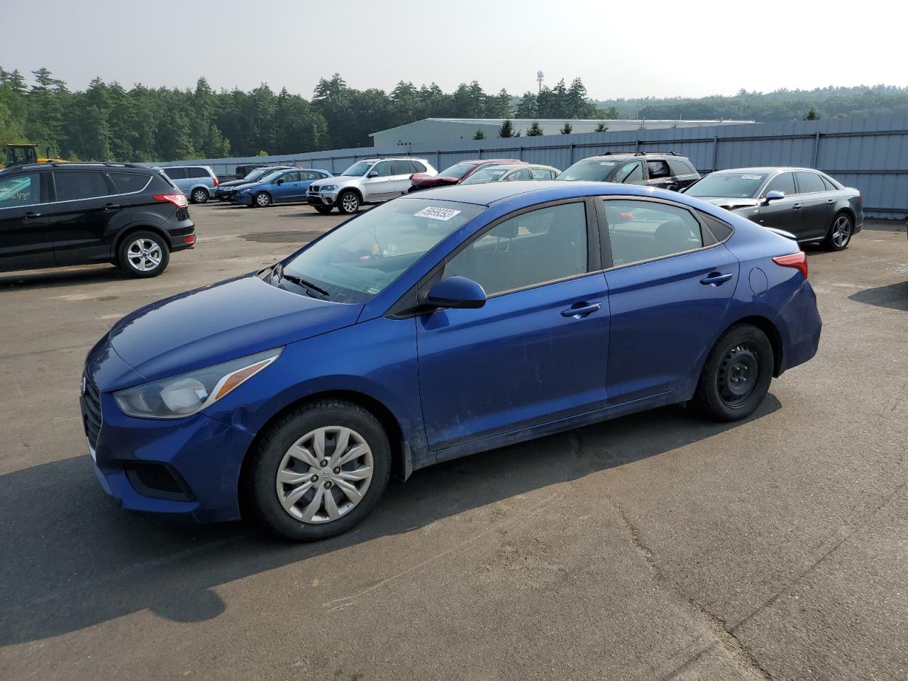 Photo 1 VIN: 3KPC24A33JE010456 - HYUNDAI ACCENT 