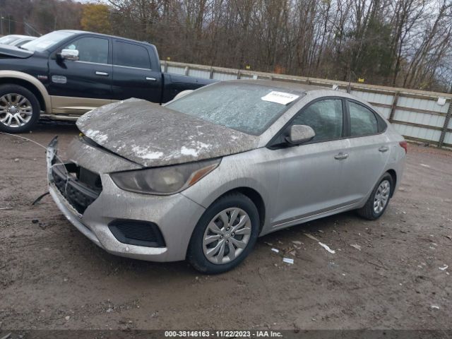 Photo 1 VIN: 3KPC24A33JE017956 - HYUNDAI ACCENT 