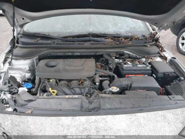 Photo 9 VIN: 3KPC24A33JE017956 - HYUNDAI ACCENT 