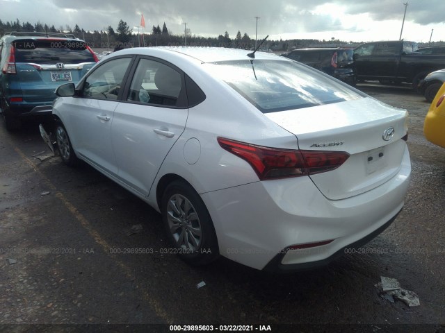 Photo 2 VIN: 3KPC24A33JE017990 - HYUNDAI ACCENT 