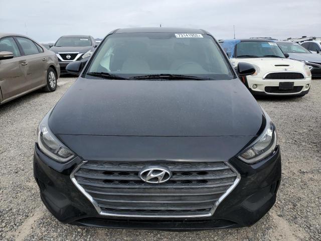 Photo 4 VIN: 3KPC24A33JE020176 - HYUNDAI ACCENT SE 