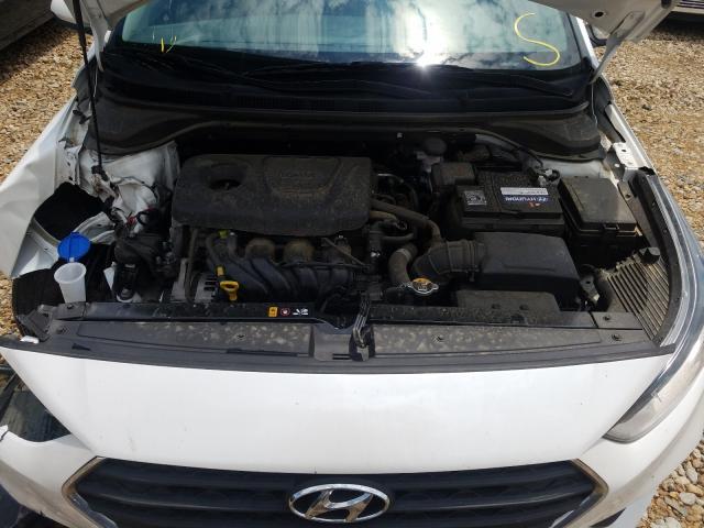 Photo 6 VIN: 3KPC24A33JE022378 - HYUNDAI ACCENT SE 