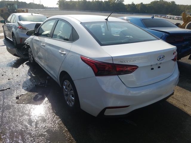 Photo 2 VIN: 3KPC24A33JE029220 - HYUNDAI ACCENT SE 