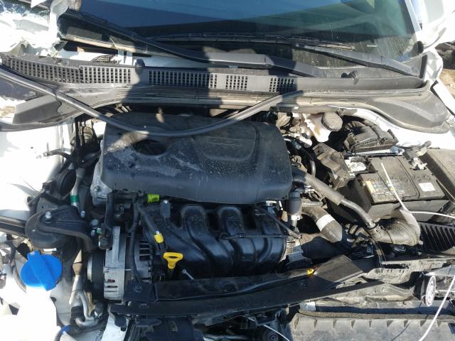 Photo 6 VIN: 3KPC24A33JE029220 - HYUNDAI ACCENT SE 