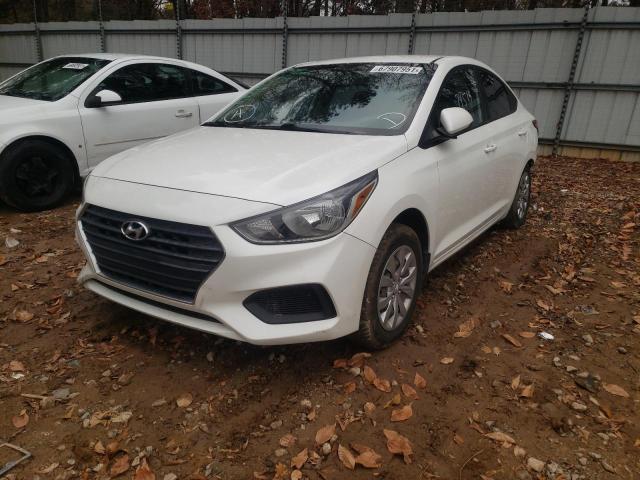 Photo 1 VIN: 3KPC24A33JE034420 - HYUNDAI ACCENT SE 