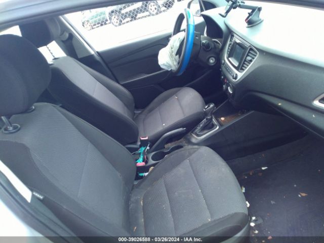 Photo 4 VIN: 3KPC24A33KE043829 - HYUNDAI ACCENT 