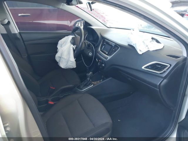 Photo 4 VIN: 3KPC24A33KE052840 - HYUNDAI ACCENT 