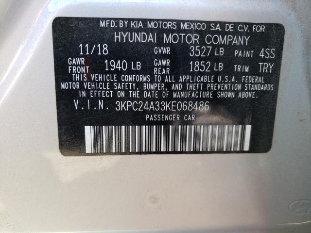 Photo 9 VIN: 3KPC24A33KE068486 - HYUNDAI ACCENT SE 