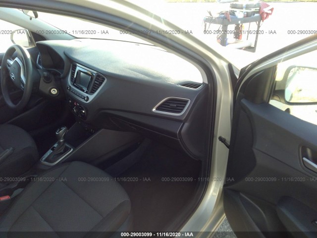 Photo 4 VIN: 3KPC24A33KE087202 - HYUNDAI ACCENT 