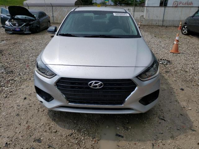 Photo 4 VIN: 3KPC24A34JE011566 - HYUNDAI ACCENT SE 