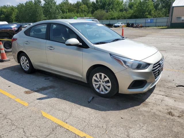 Photo 3 VIN: 3KPC24A34JE017366 - HYUNDAI ACCENT SE 