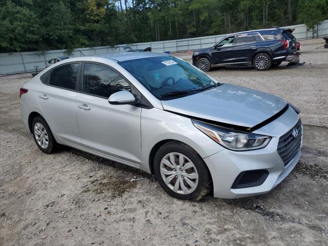 Photo 3 VIN: 3KPC24A34JE022633 - HYUNDAI ACCENT SE 