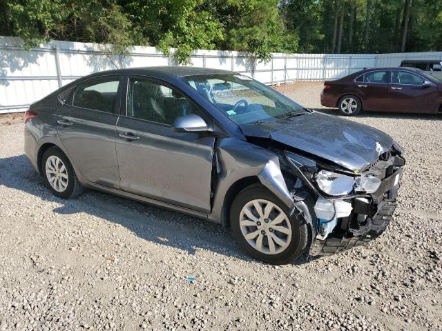 Photo 3 VIN: 3KPC24A34JE028383 - HYUNDAI ACCENT SE 