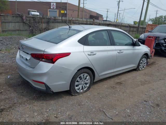 Photo 3 VIN: 3KPC24A34KE040647 - HYUNDAI ACCENT 