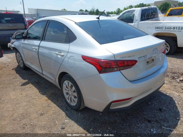 Photo 2 VIN: 3KPC24A34KE060672 - HYUNDAI ACCENT 