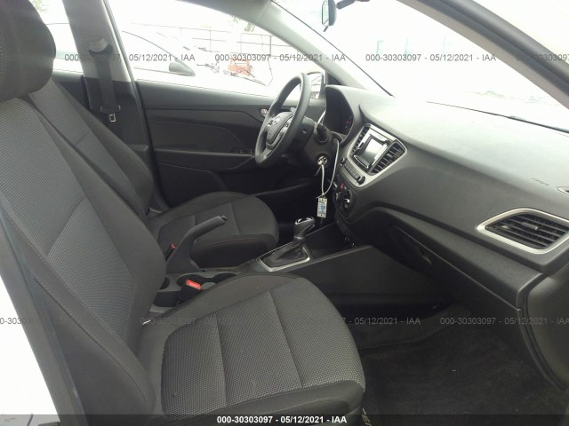 Photo 4 VIN: 3KPC24A34KE066729 - HYUNDAI ACCENT 