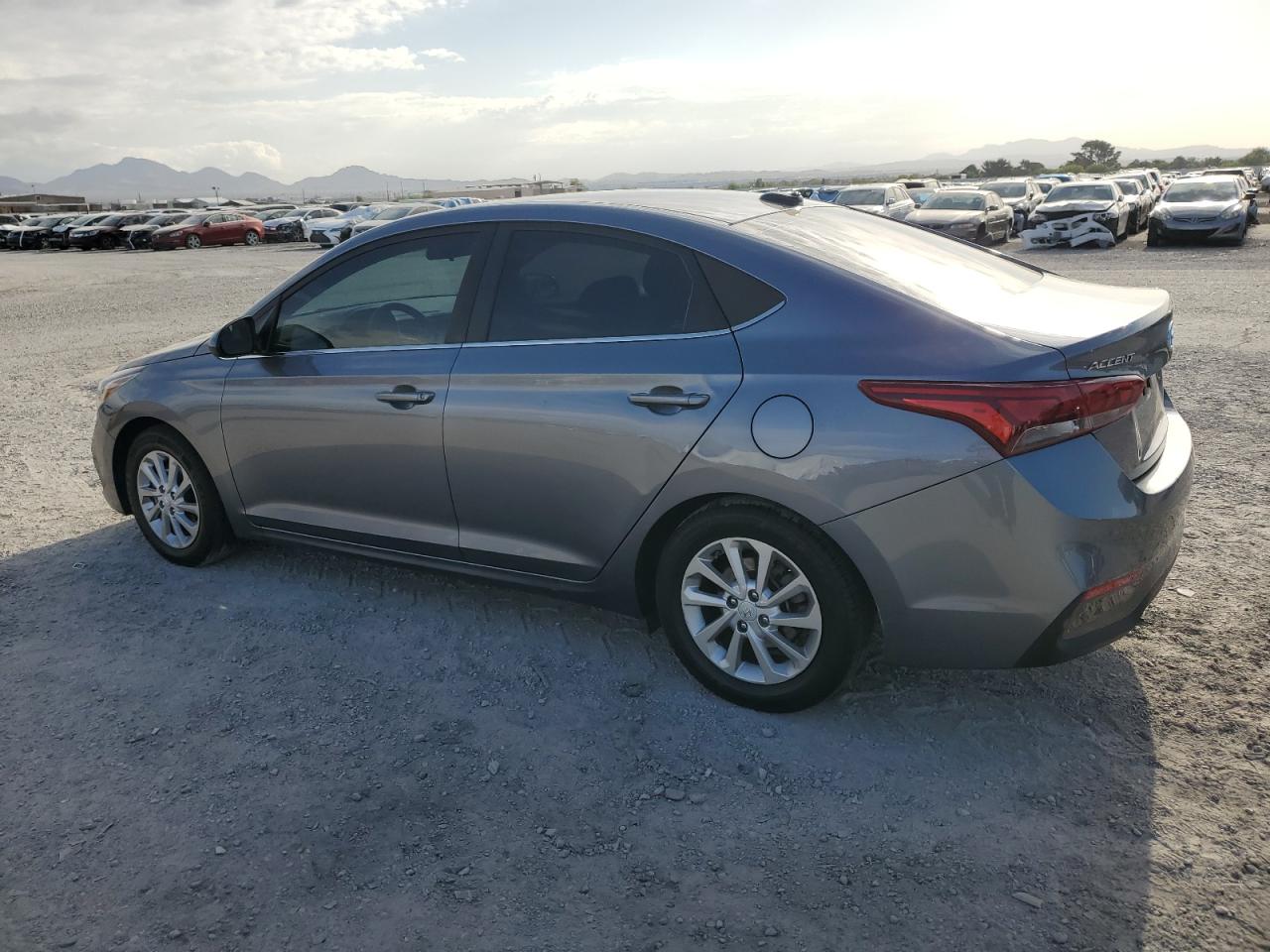 Photo 1 VIN: 3KPC24A34KE073289 - HYUNDAI ACCENT 