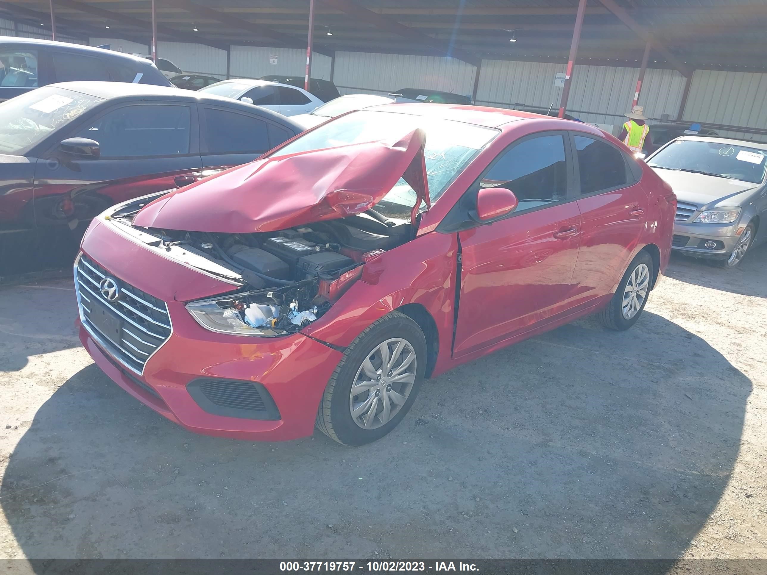 Photo 1 VIN: 3KPC24A34KE084292 - HYUNDAI ACCENT 