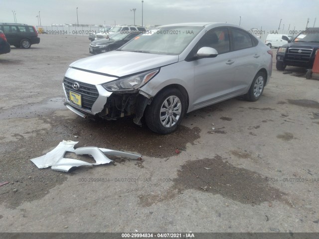 Photo 5 VIN: 3KPC24A35JE011981 - HYUNDAI ACCENT 